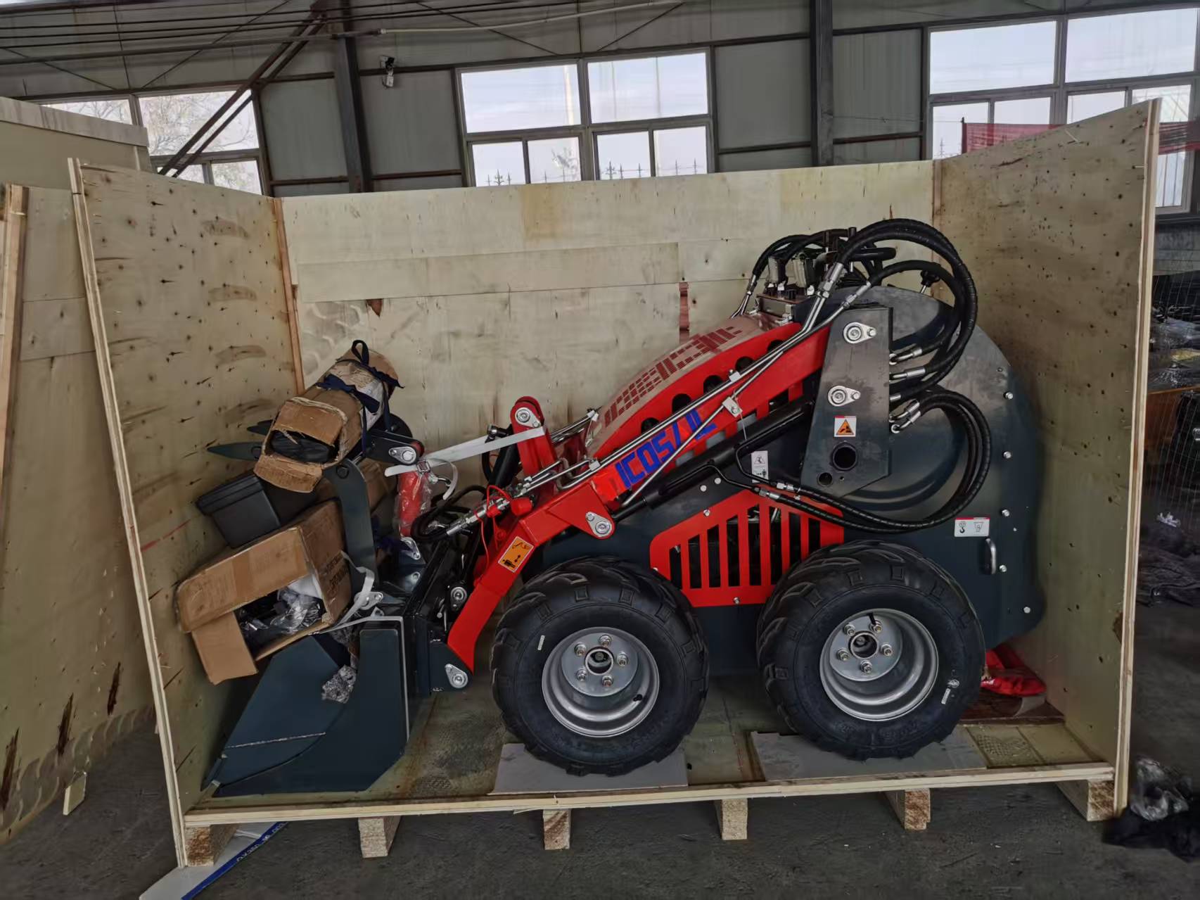 Skid Steer Loader - Ładowarka ośmiokątna 380E z napędem na
