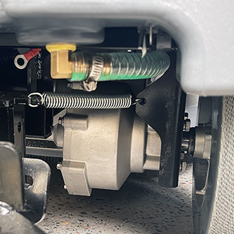Elektryczna myjka podłogowa SJ – Industrial Floor Scrubber recenzja i cena